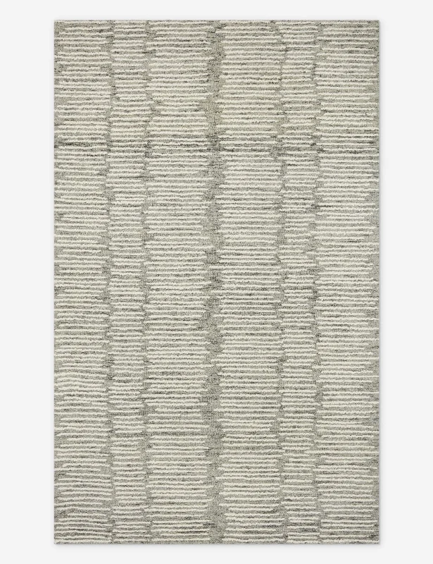 reversible carpet with intricate weaving -Leola Hand-Tufted Wool Rug