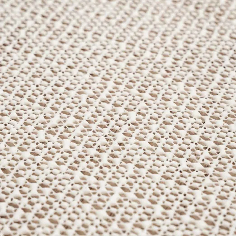 best carpet for a dramatic statement -Tayse Comfort Grip Padding Ivory CGP1002