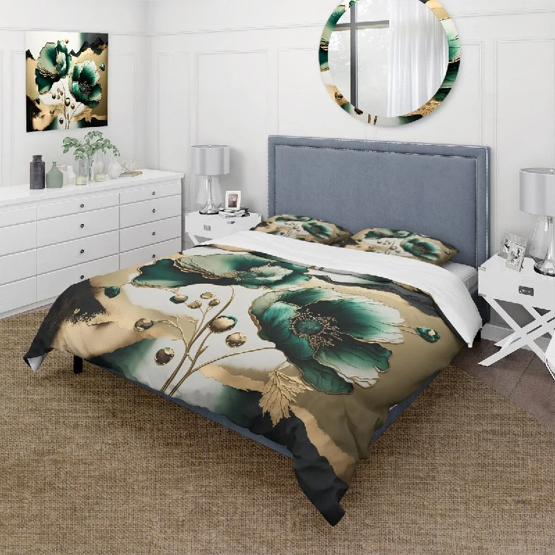 Best mattresses for side sleepers-Designart "Gold And Green Poppy Floral Euphoria I" Gold Traditional - Bedding Set With Shams