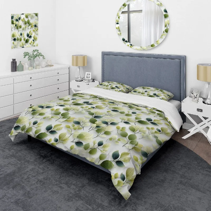 Rustic bed toppers-Designart "White And Green Wasabi Leaves Plants" Floral Bedding Set With Shams