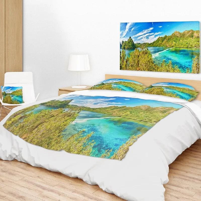 soft warm textured throw blanket-Designart 'Snake Island Panorama' Landscape Photo Throw Blanket